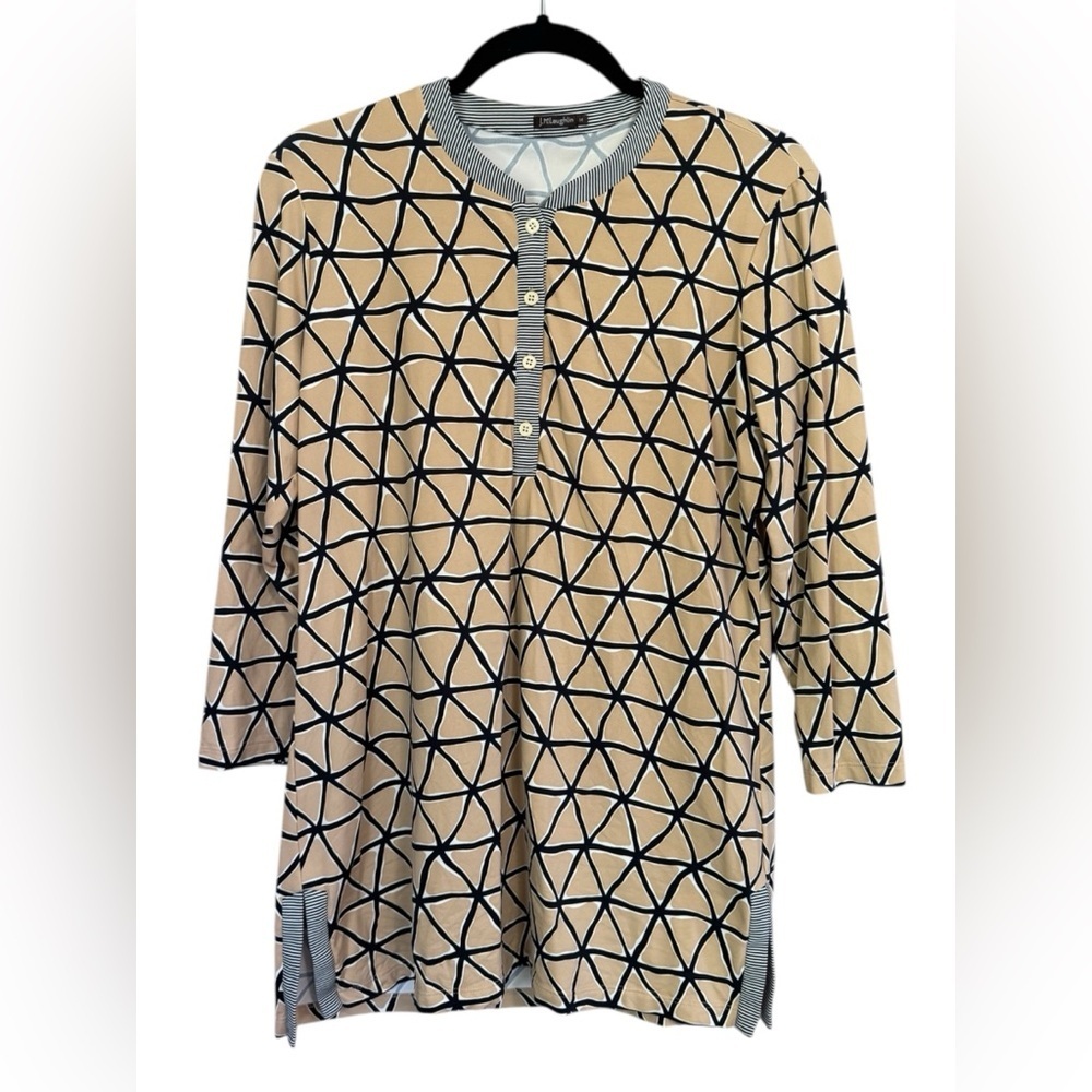 J. McLaughlin Beige and Black Geometric and Striped Tunic